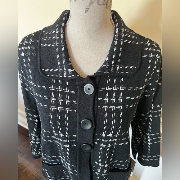 Mercer Street Studio Black & White Button Front   Stitch Motif Cardigan/Jacket. - Picture 9 of 12